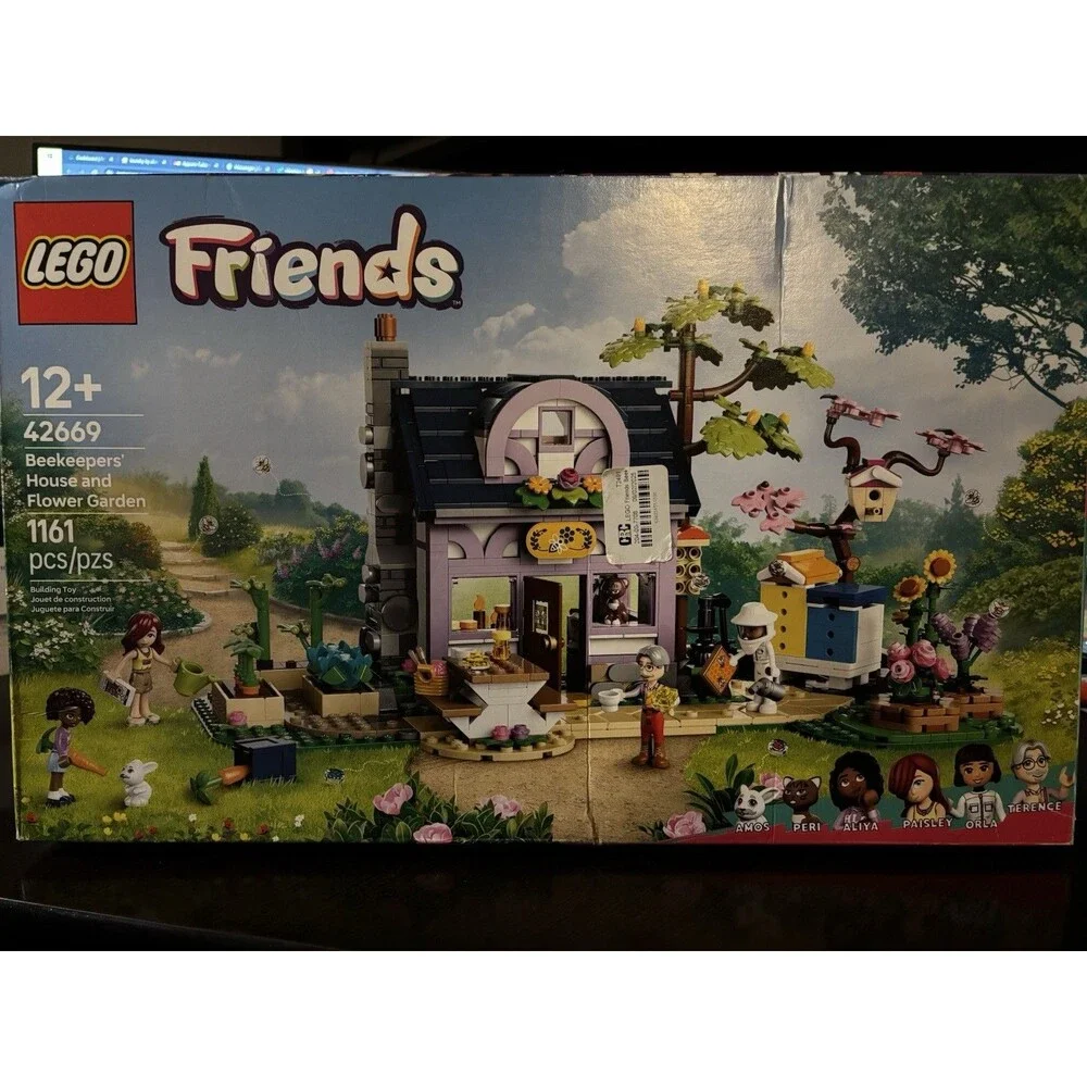 LEGO FRIENDS Beekeepers House & Flower Garden #42669 1161 Pcs Diversity- Anxiety